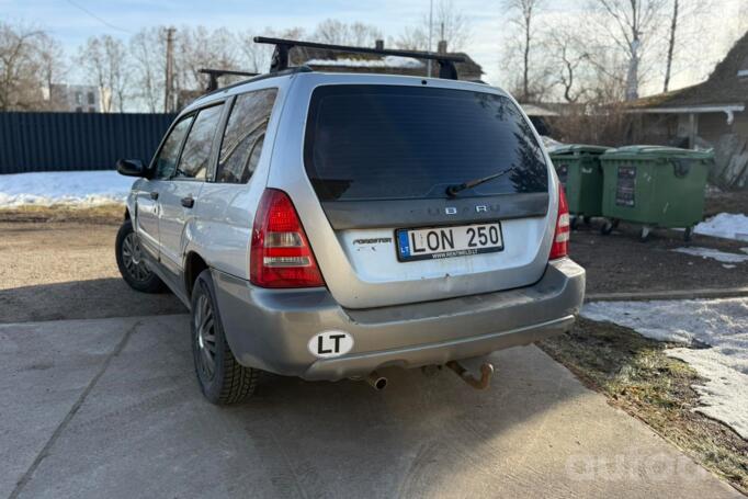 Subaru Forester 2 generation Cross Sports crossover 5-doors