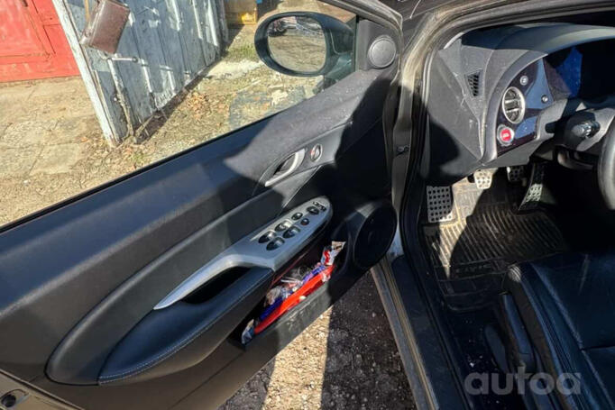 Honda Civic 8 generation Hatchback 5-doors