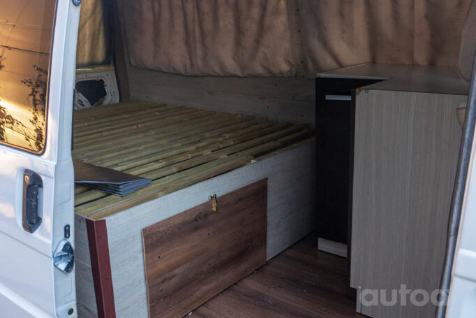 Volkswagen Transporter T4 Van