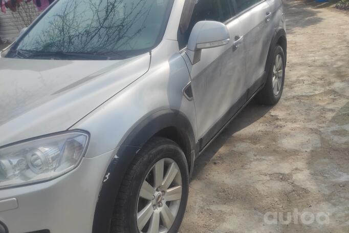Chevrolet Captiva 1 generation Crossover