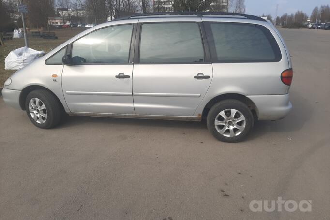 Volkswagen Sharan 1 generation Minivan 5-doors