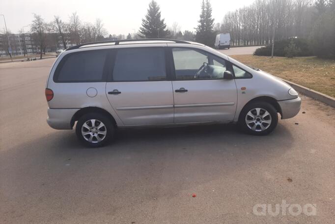 Volkswagen Sharan 1 generation Minivan 5-doors