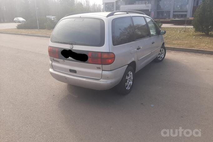 Volkswagen Sharan 1 generation Minivan 5-doors