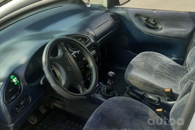 Volkswagen Sharan 1 generation Minivan 5-doors