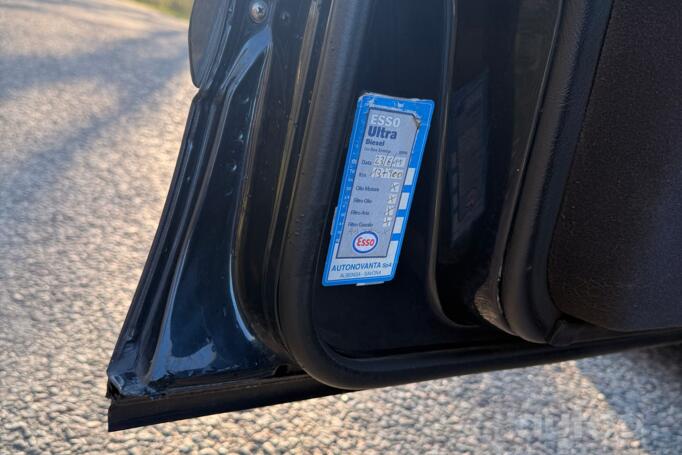 Mercedes-Benz E-Class W210 Sedan