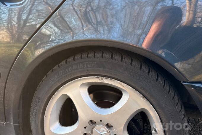 Mercedes-Benz E-Class W210 Sedan