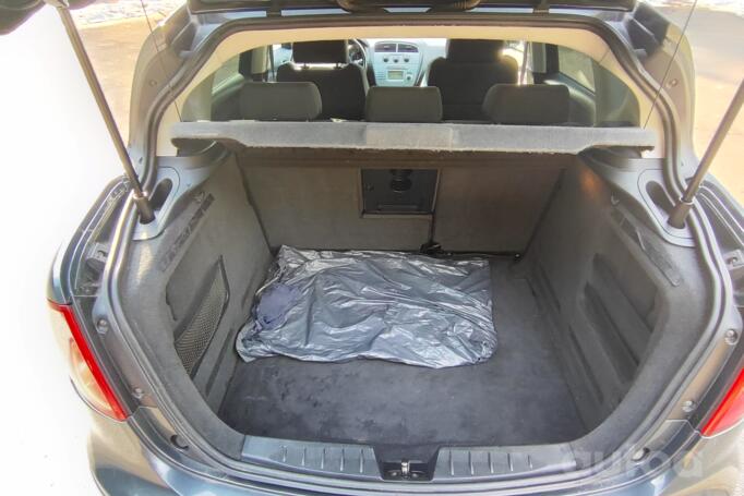 SEAT Toledo 3 generation Hatchback