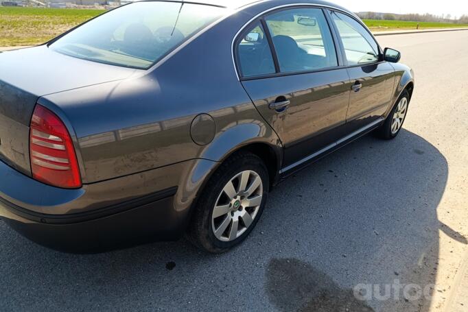 Skoda Superb 1 generation Sedan