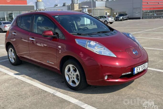 Nissan Leaf 1 generation Hatchback