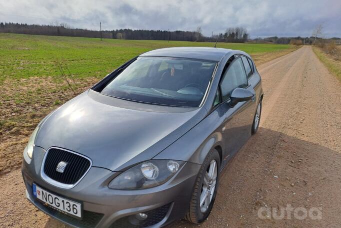 SEAT Leon 2 generation [restyling] Hatchback 5-doors