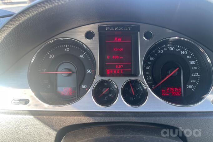 Volkswagen Passat B6 wagon 5-doors