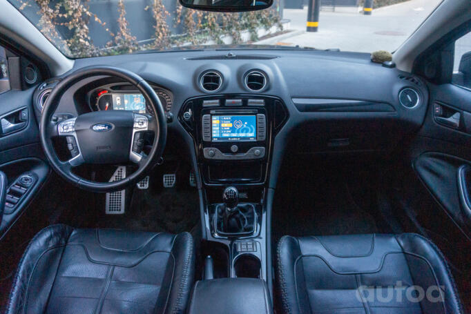 Ford Mondeo 4 generation wagon