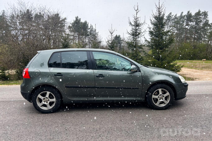 Volkswagen Golf 5 generation Hatchback 5-doors