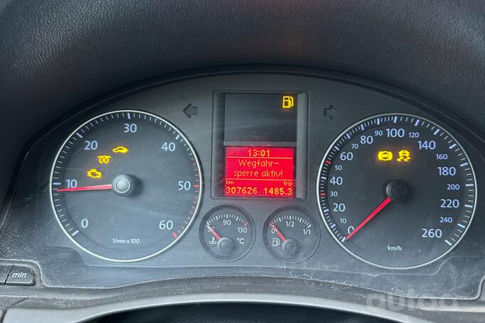 Volkswagen Golf 5 generation Hatchback 5-doors