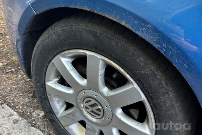 Volkswagen Golf 5 generation Hatchback 5-doors