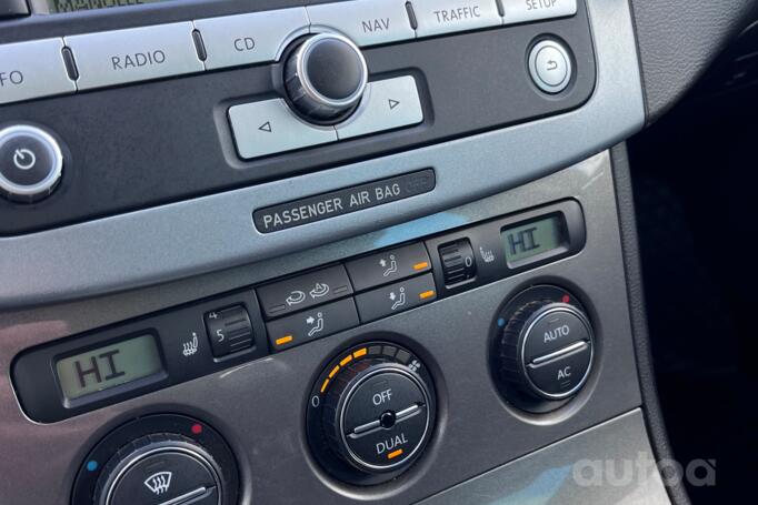 Volkswagen Passat B6 wagon 5-doors