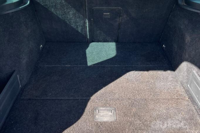 Volkswagen Passat B6 wagon 5-doors