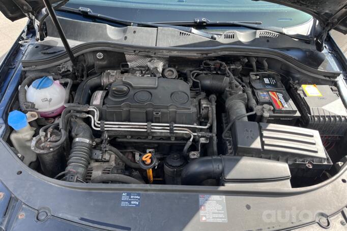 Volkswagen Passat B6 wagon 5-doors