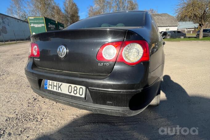 Volkswagen Passat B6 Sedan 4-doors