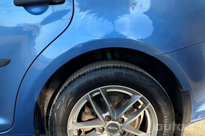 Volkswagen Touran 1 generation [2th restyling] Minivan