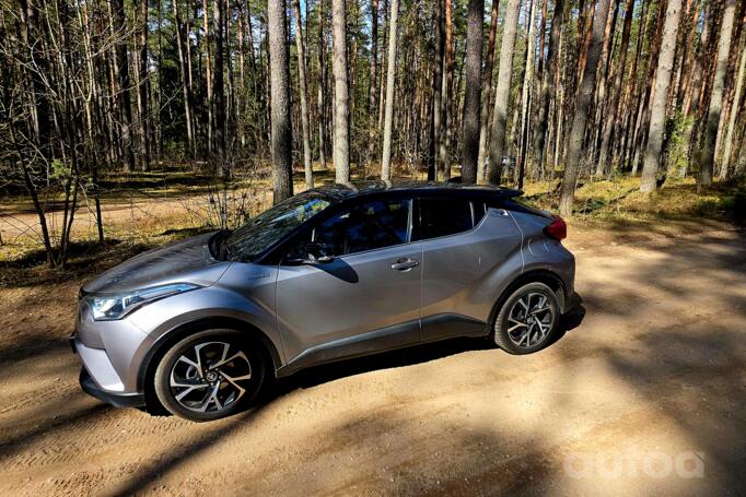 Toyota C-HR 1 generation Crossover