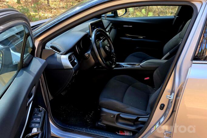 Toyota C-HR 1 generation Crossover