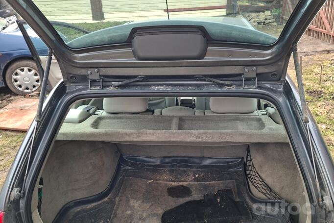 Volvo V40 1 generation [2th restyling] wagon