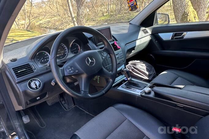 Mercedes-Benz C-Class W204/S204 Sedan 4-doors