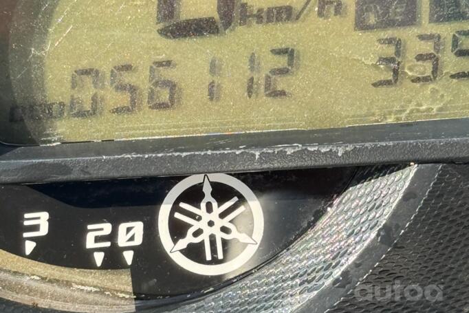 Yamaha FZS 600 Fazer