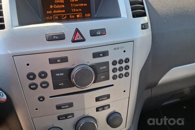Opel Zafira B [restyling]