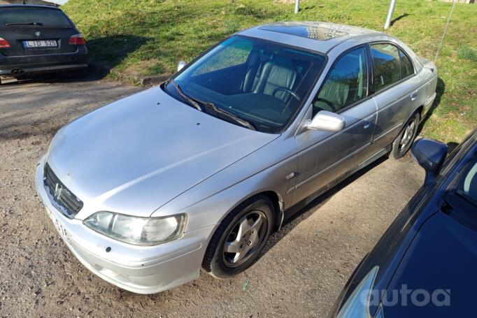 Honda Accord 6 generation Sedan