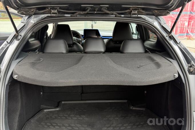 Toyota C-HR 1 generation Crossover