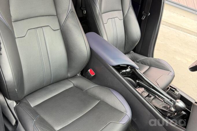 Toyota C-HR 1 generation Crossover