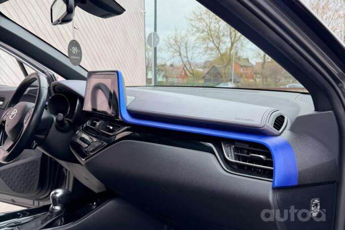 Toyota C-HR 1 generation Crossover