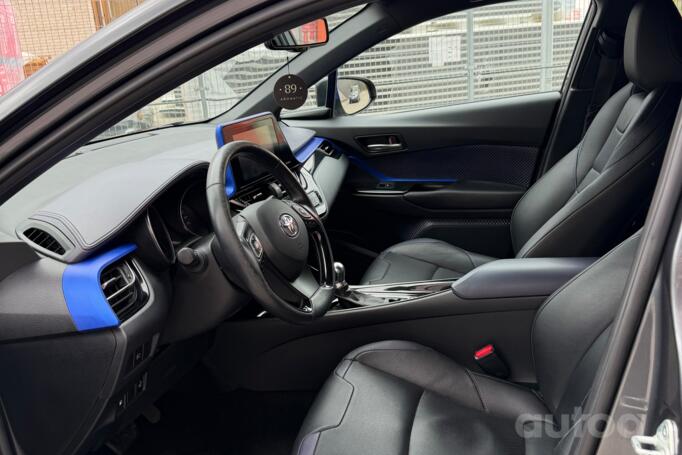 Toyota C-HR 1 generation Crossover