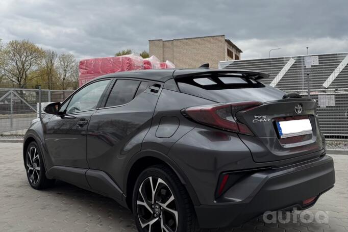 Toyota C-HR 1 generation Crossover
