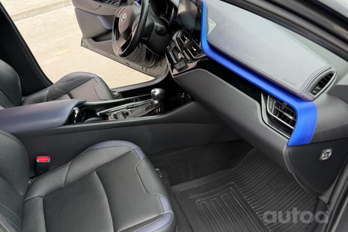 Toyota C-HR 1 generation Crossover