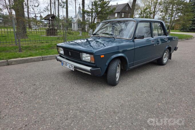 LADA (VAZ) 2105