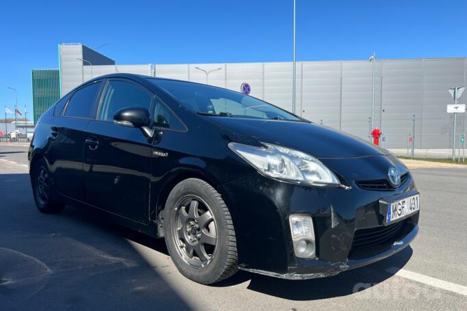 Toyota Prius 3 generation Hatchback 5-doors