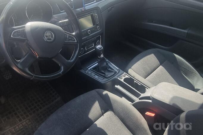Skoda Superb 2 generation Combi wagon