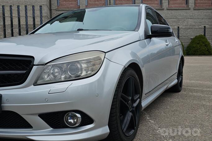 Mercedes-Benz C-Class W204/S204 Sedan 4-doors