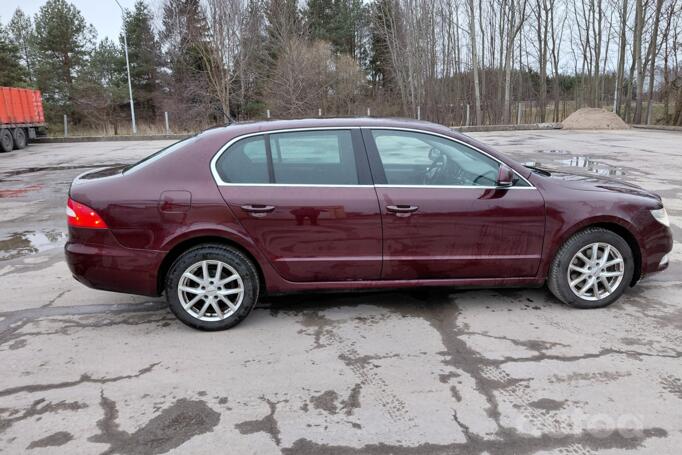Skoda Superb 2 generation Liftback
