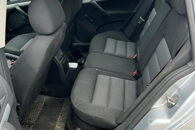 Skoda Octavia 2 generation Combi wagon 5-doors