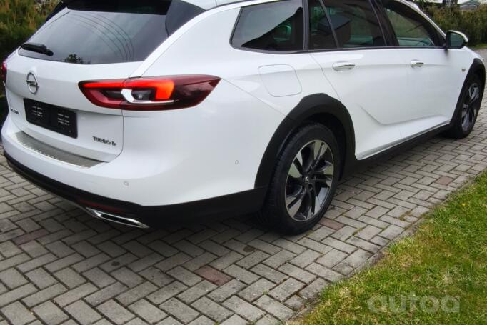 Opel Insignia B Country Tourer wagon 5-doors