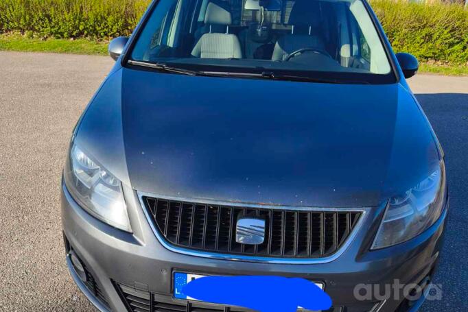 SEAT Alhambra 2 generation Minivan