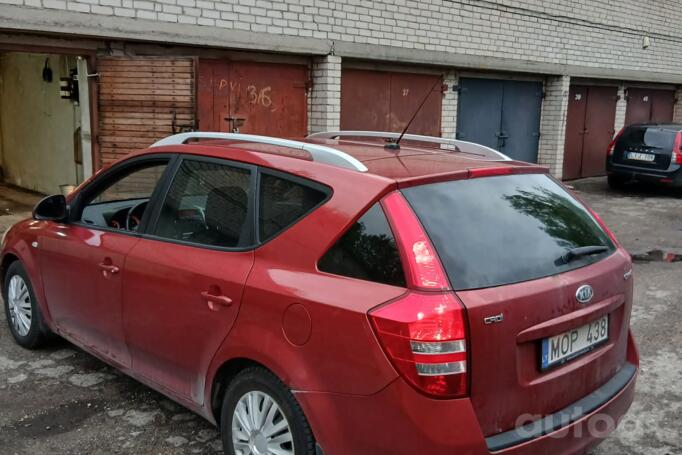 Kia Cee'd 1 generation SW wagon