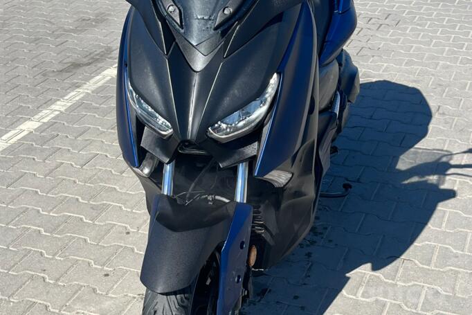 Yamaha X-MAX