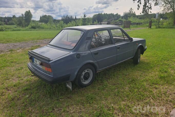 Skoda 105/120/130 1 generation [restyling] Sedan