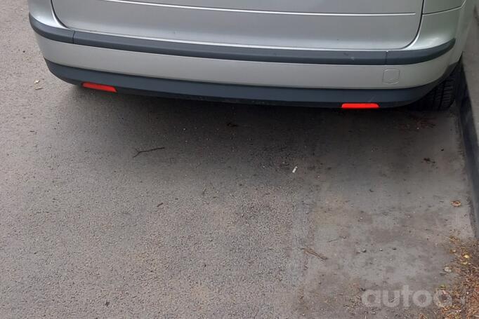 Ford Focus 1 generation [restyling] Hatchback 5-doors