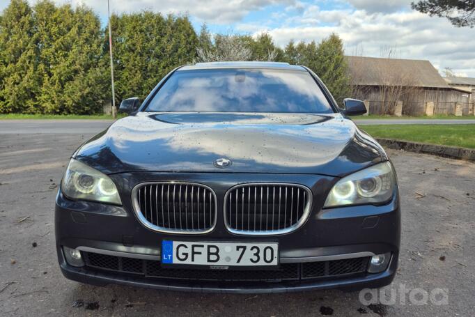 BMW 7 Series F01/F02 Sedan